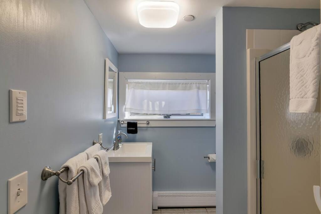 2Br Apt W/ 3 Min Walk To Downtown Swh - Low Tide Southwest Harbor Extérieur photo